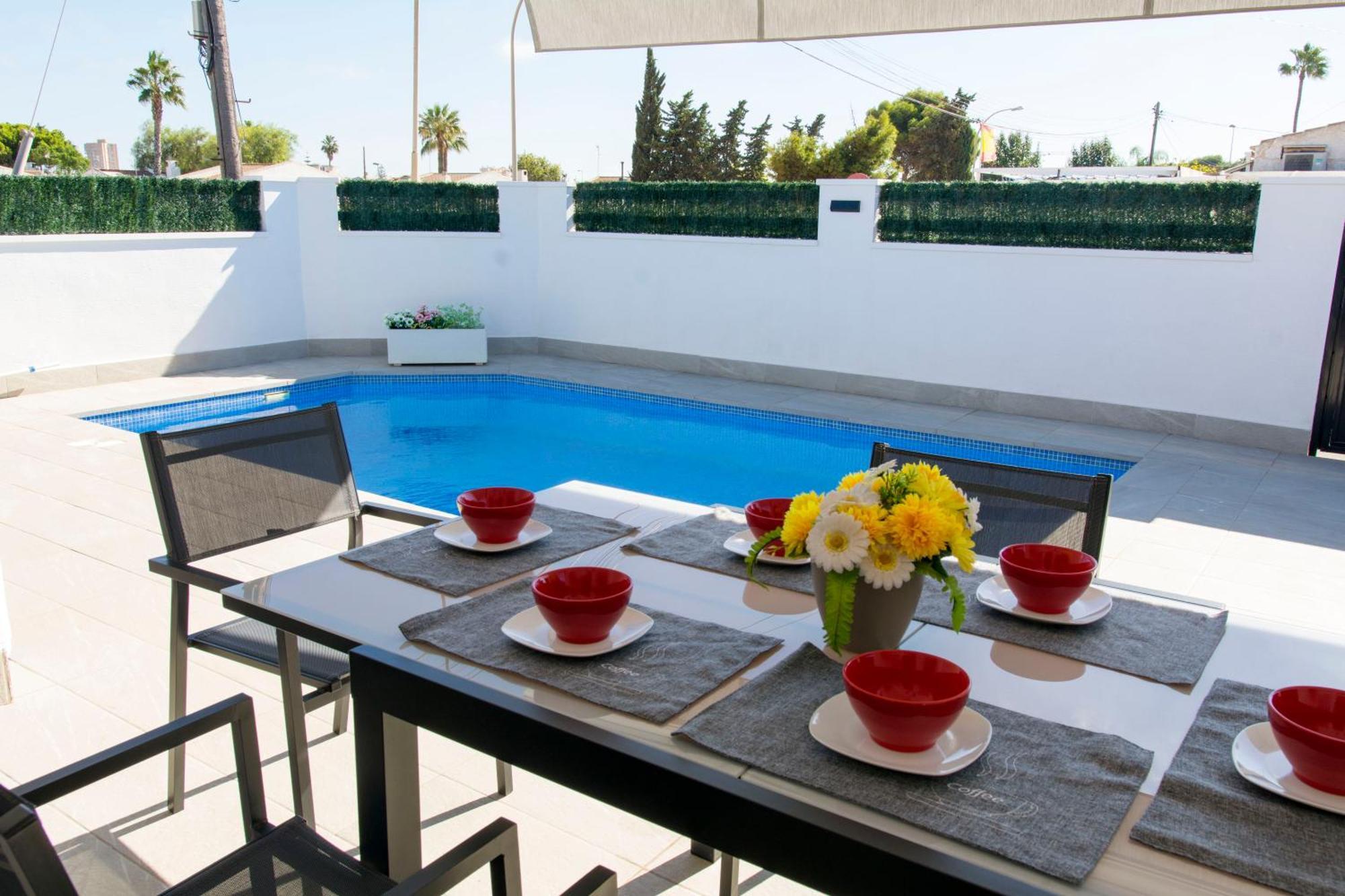 فيلا Casa Soleada Piscina Climatizada Y Privada سانتياغو دي لا ريبيرا المظهر الخارجي الصورة